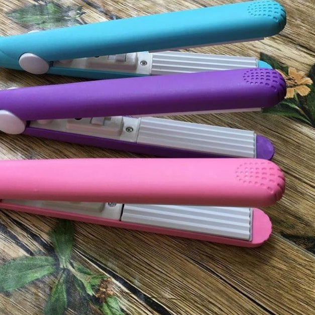 Travelling mini straightener and crimper