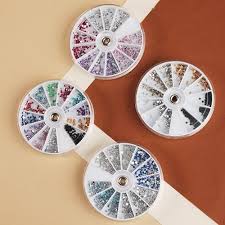 Nail art stone 1 wheel with different sizes