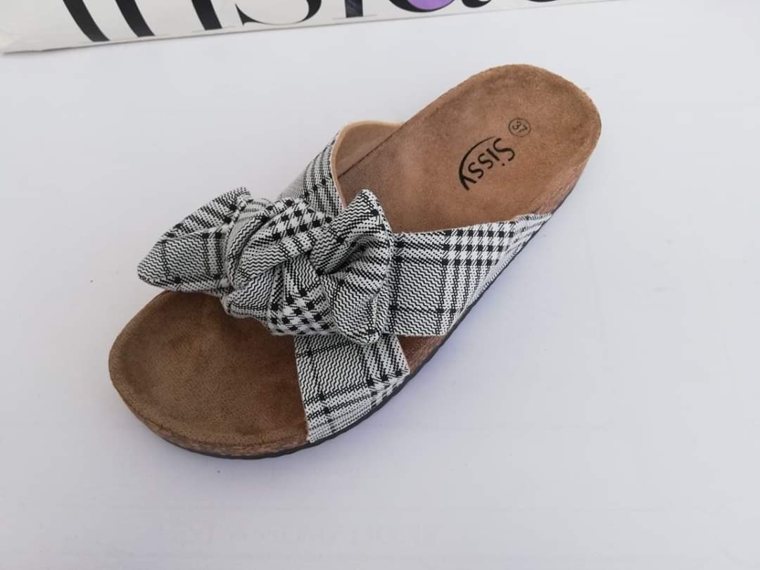 New Trending Designer Flat Shoes